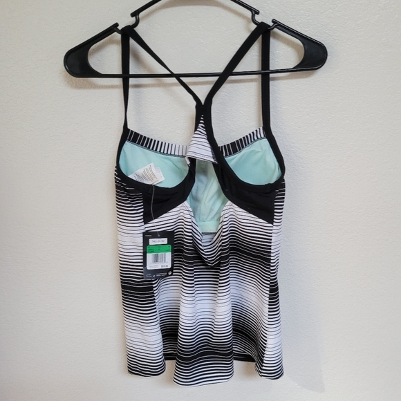 Nike Black and White Striped Tank Top - Picture 5 of 5